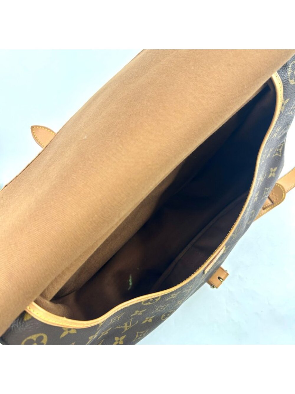 Louis Vuitton Saumur 35 Monogram Leather Brown Light Shoulder Bag Gold - Picture 3 of 15